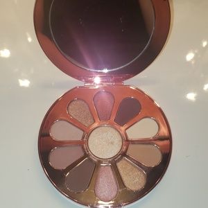 Tarte love, trust and fairy dust palette
